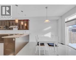 4pc Bathroom - 22 Woodhouse Street, Hamilton, ON L9K0H2 Photo 12
