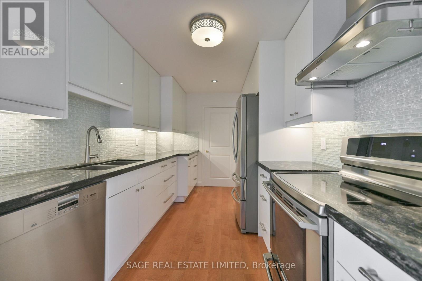 1806- 2285 Lake Shore Boulevard West, Toronto, ON photo 14