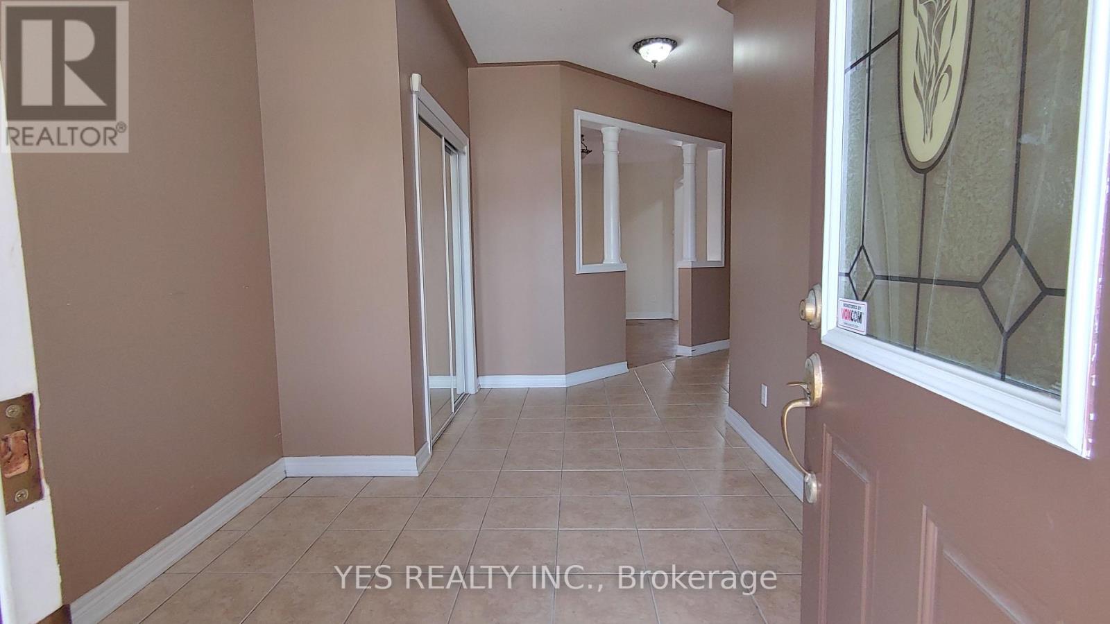 26 NEW HAMPSHIRE COURT, Brampton (Westgate) — photo 2