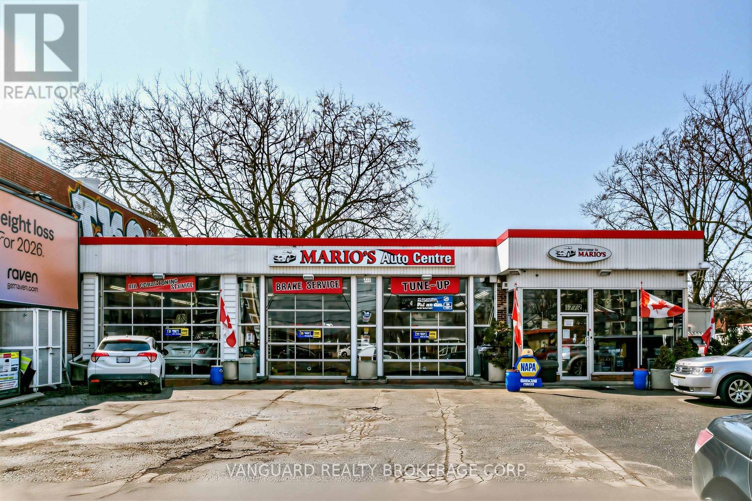1772 JANE STREET, Toronto (Weston)