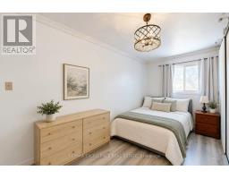 2458 Cobbinshaw Circle, Mississauga, ON L5N2G3 Photo 23