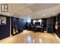 2458 Cobbinshaw Circle, Mississauga, ON L5N2G3 Photo 27