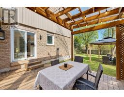 2458 Cobbinshaw Circle, Mississauga, ON L5N2G3 Photo 9