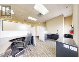 9 - 61 Advance Road, Toronto, ON M8Z2S6 Photo 7