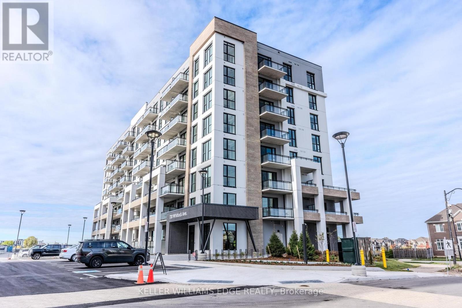 202 - 720 WHITLOCK AVENUE, Milton (CB Cobban) — photo 2