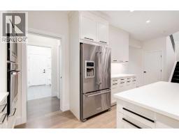 5pc Bathroom - 32 Aspen Vista Way Sw, Calgary, AB T3H0Y7 Photo 11