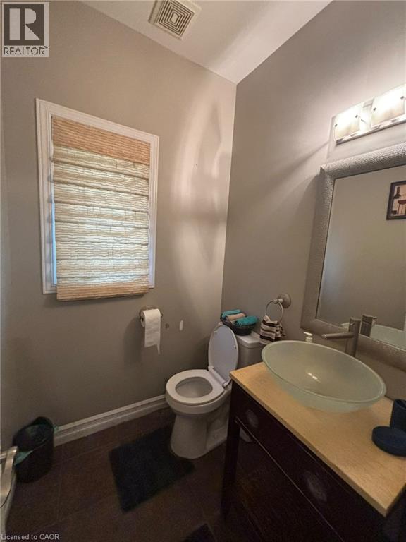 386 PINE VALLEY Drive, Kitchener — photo 8