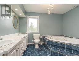 401 Lakeside Road, Dayton, NS B5A5K3 Photo 42