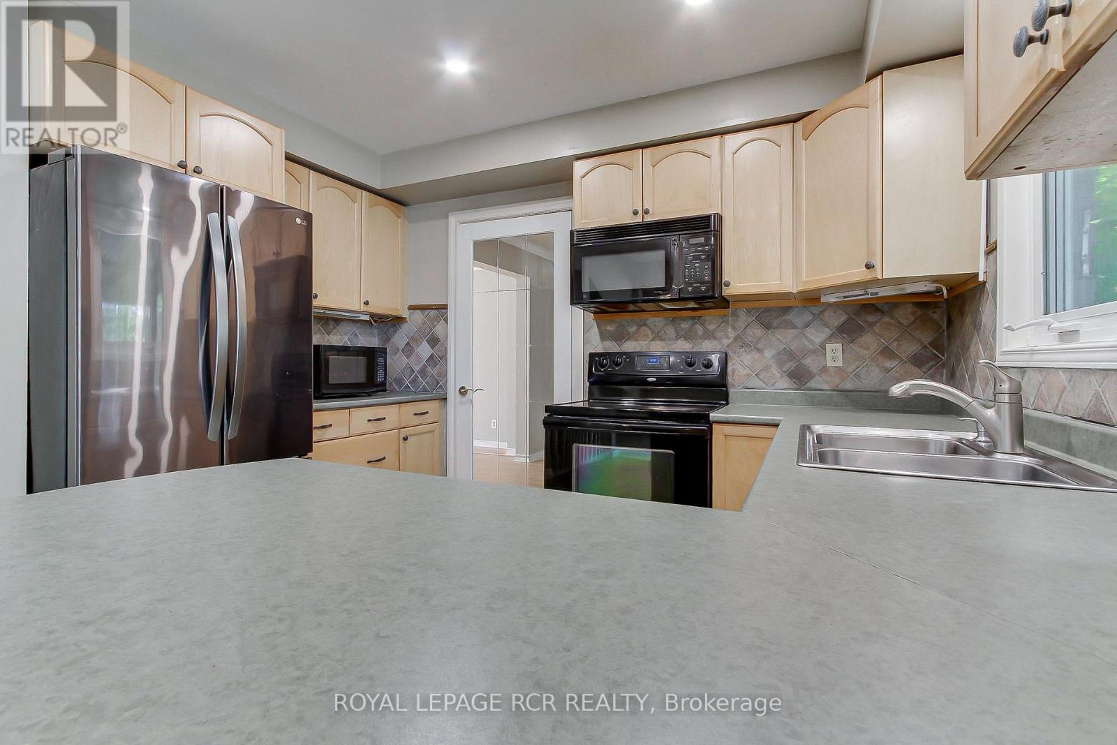 43 Crown Crescent, Bradford West Gwillimbury photo 13