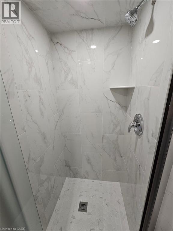 2173 CHARNWOOD Drive Unit# LOWER, Burlington — photo 12