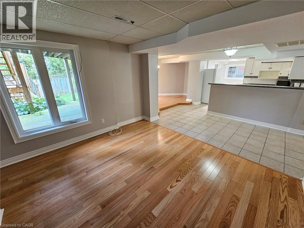 2173 CHARNWOOD Drive Unit# LOWER, Burlington — photo 7