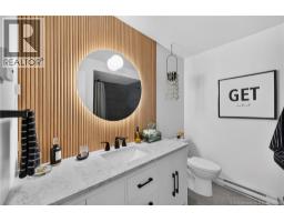 165 Damien, photo 22