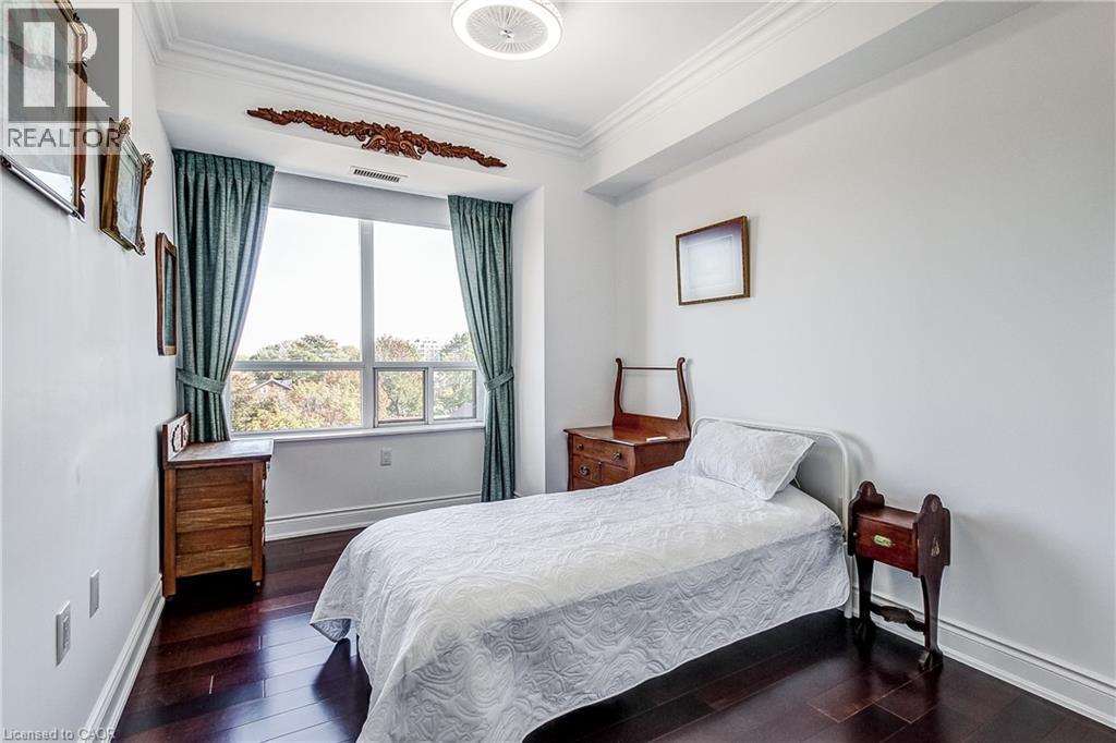 #1514 100 BURLOAK Drive - 25