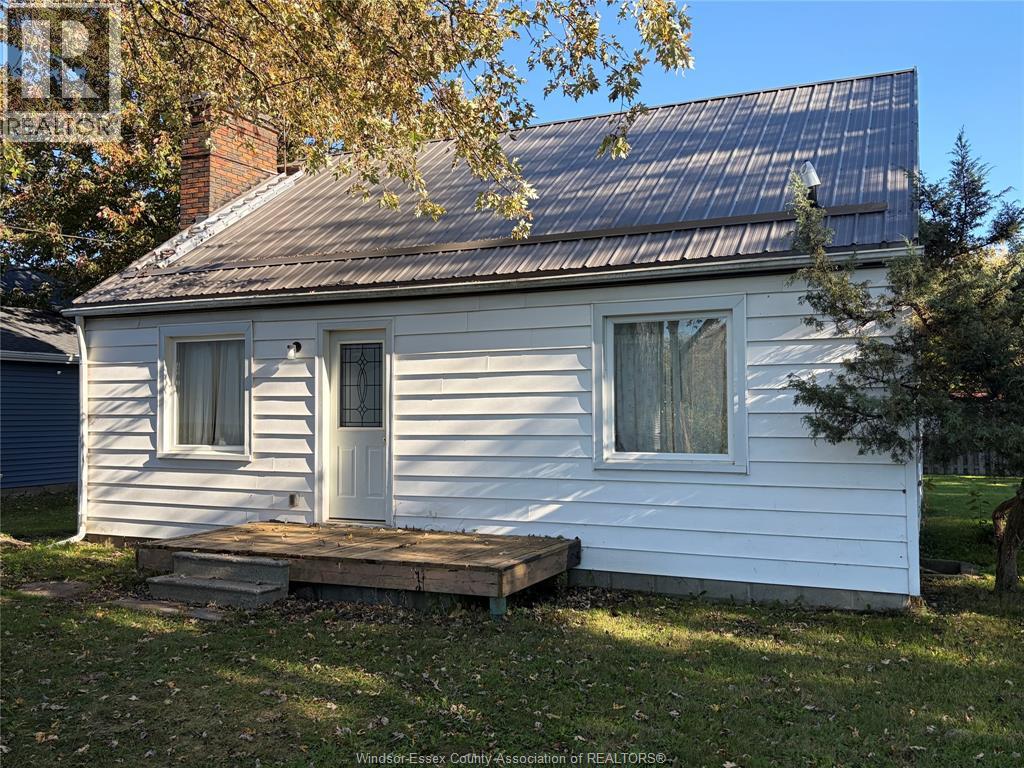 6104 MALDEN ROAD, Tecumseh