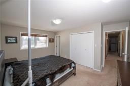 36 Charles Avenue, Shilo, MB R0K2A0 Photo 7