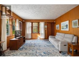 Living room - 3107 25 Street, Vernon, BC V1T4R2 Photo 6