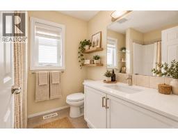 4pc Bathroom - 220 Silverado Range Heights Sw, Calgary, AB T2X0B8 Photo 15