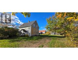 47081 Homestead Road, photo 2