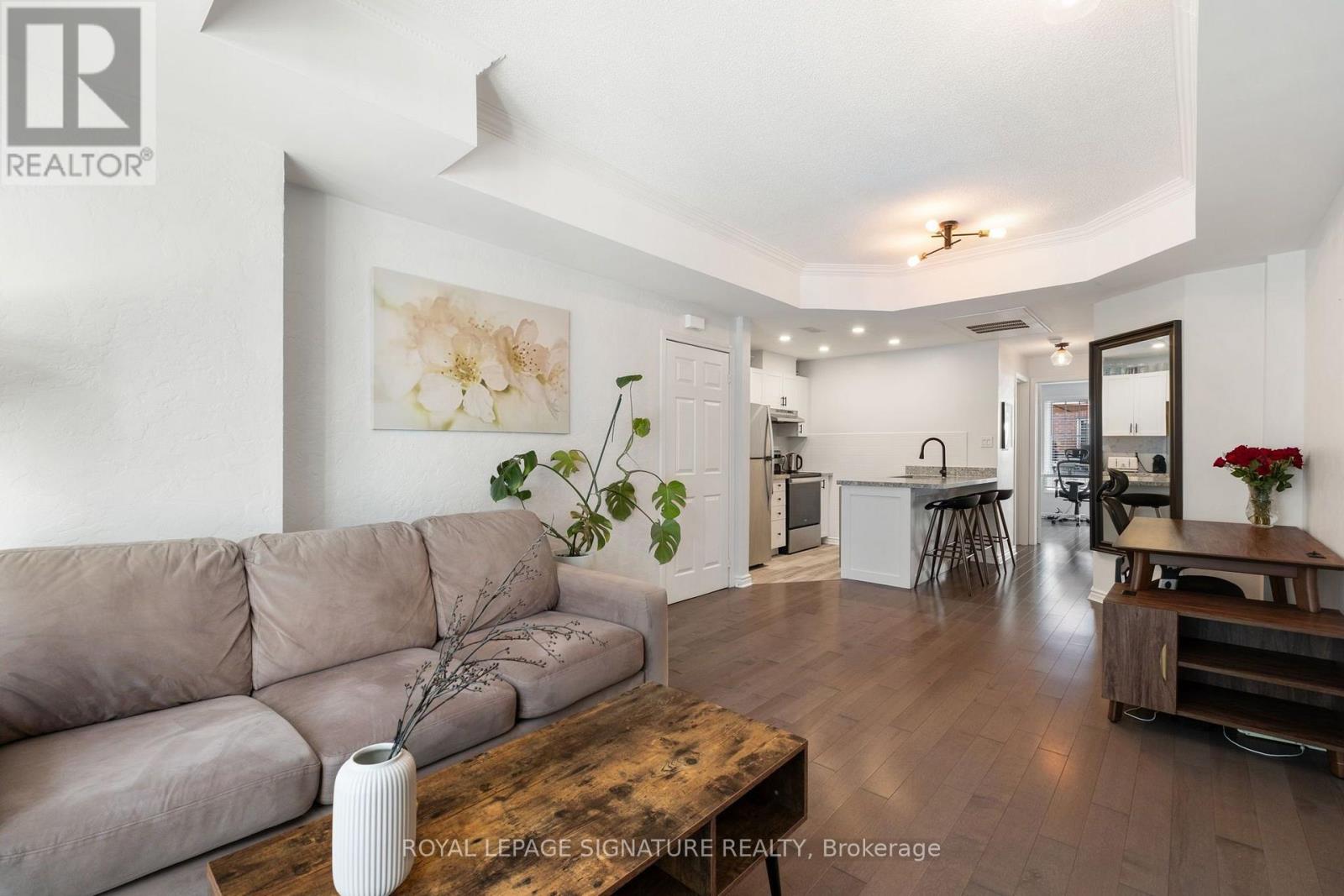 8C PORTLAND STREET, Toronto (Waterfront Communities) — photo 4