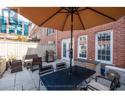 8c Portland Street, Toronto, ON M5V3N6 Photo 19
