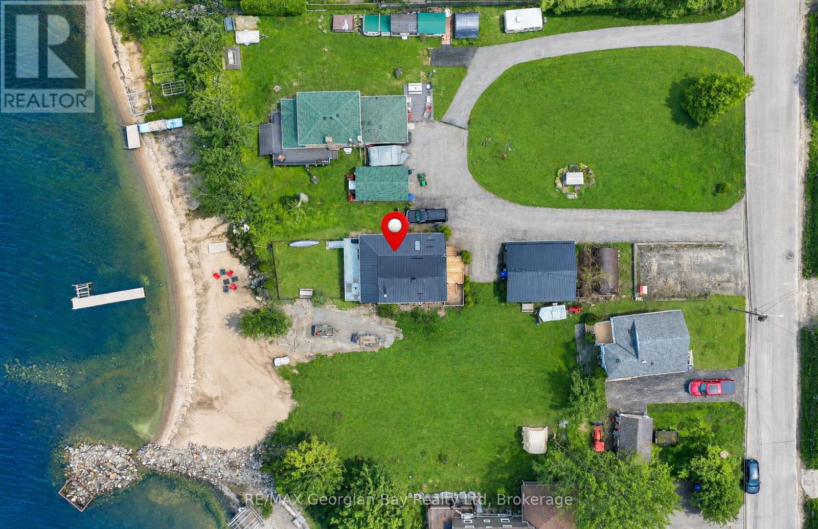 12 ROBINS POINT ROAD - 41