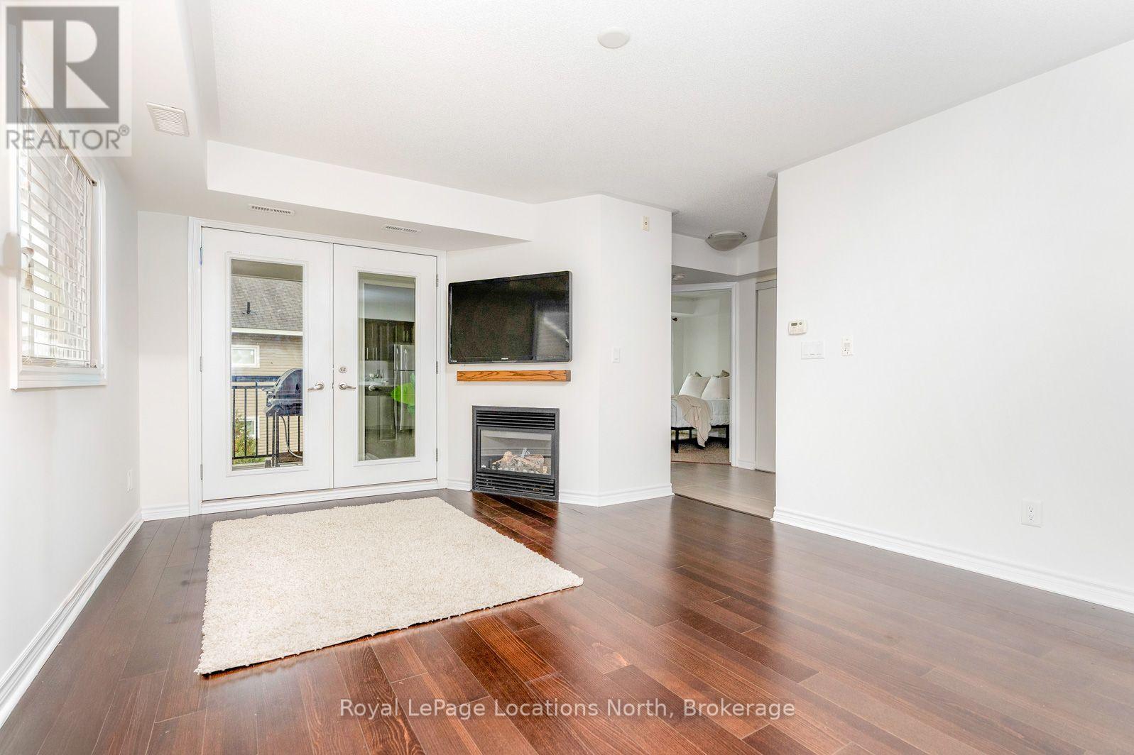 300 - 1 BRANDY LANE DRIVE, Collingwood — photo 3