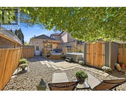 236 Virginia Avenue, Toronto, ON M4C2T8 Photo 37