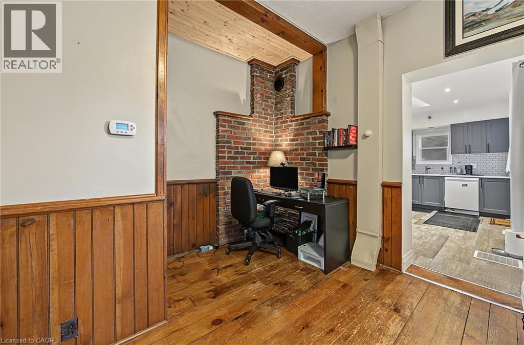 190 JACOB Street, New Hamburg — photo 9