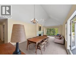 303 3373 Capilano Crescent, North Vancouver, BC V7R4W7 Photo 8