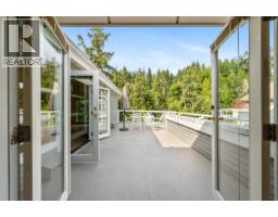 303 3373 Capilano Crescent, North Vancouver, BC V7R4W7 Photo 11
