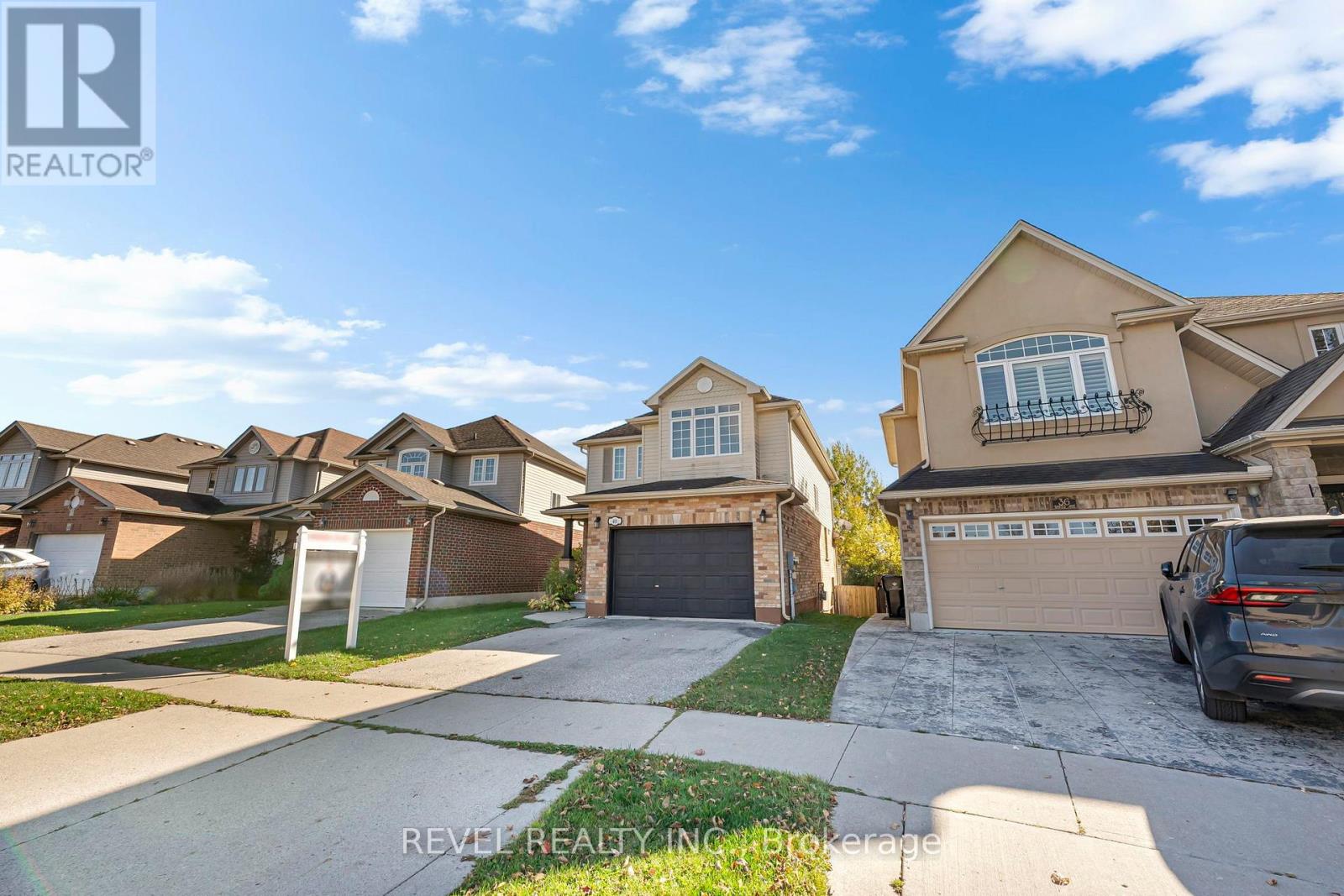 40 YATES AVENUE — photo 2