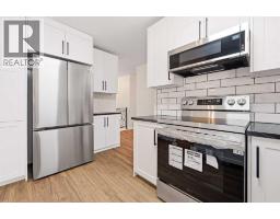 77 Selkirk Boulevard, Red Deer, AB T4N0G6 Photo 14