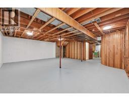77 Selkirk Boulevard, Red Deer, AB T4N0G6 Photo 27