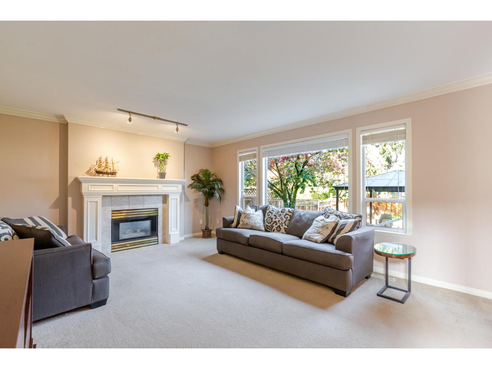 Photo of 17163 102 AVENUE 19