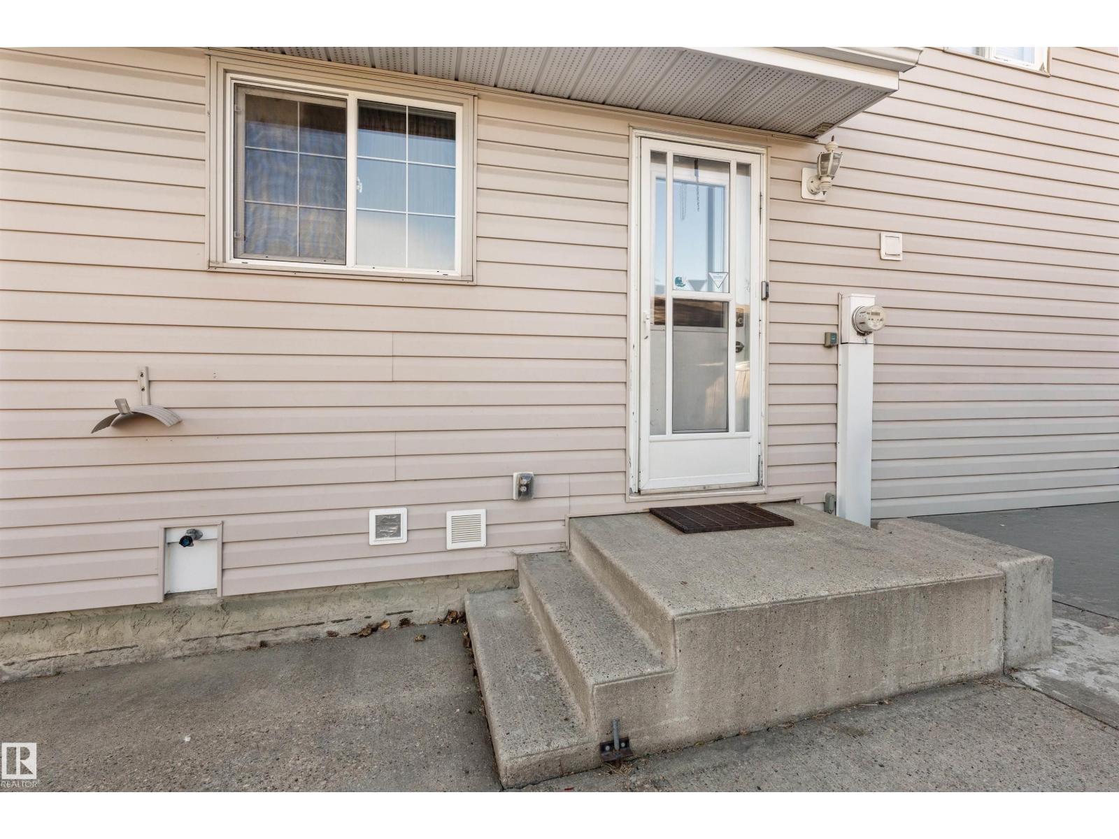 1720 65 ST NW, Edmonton Alberta