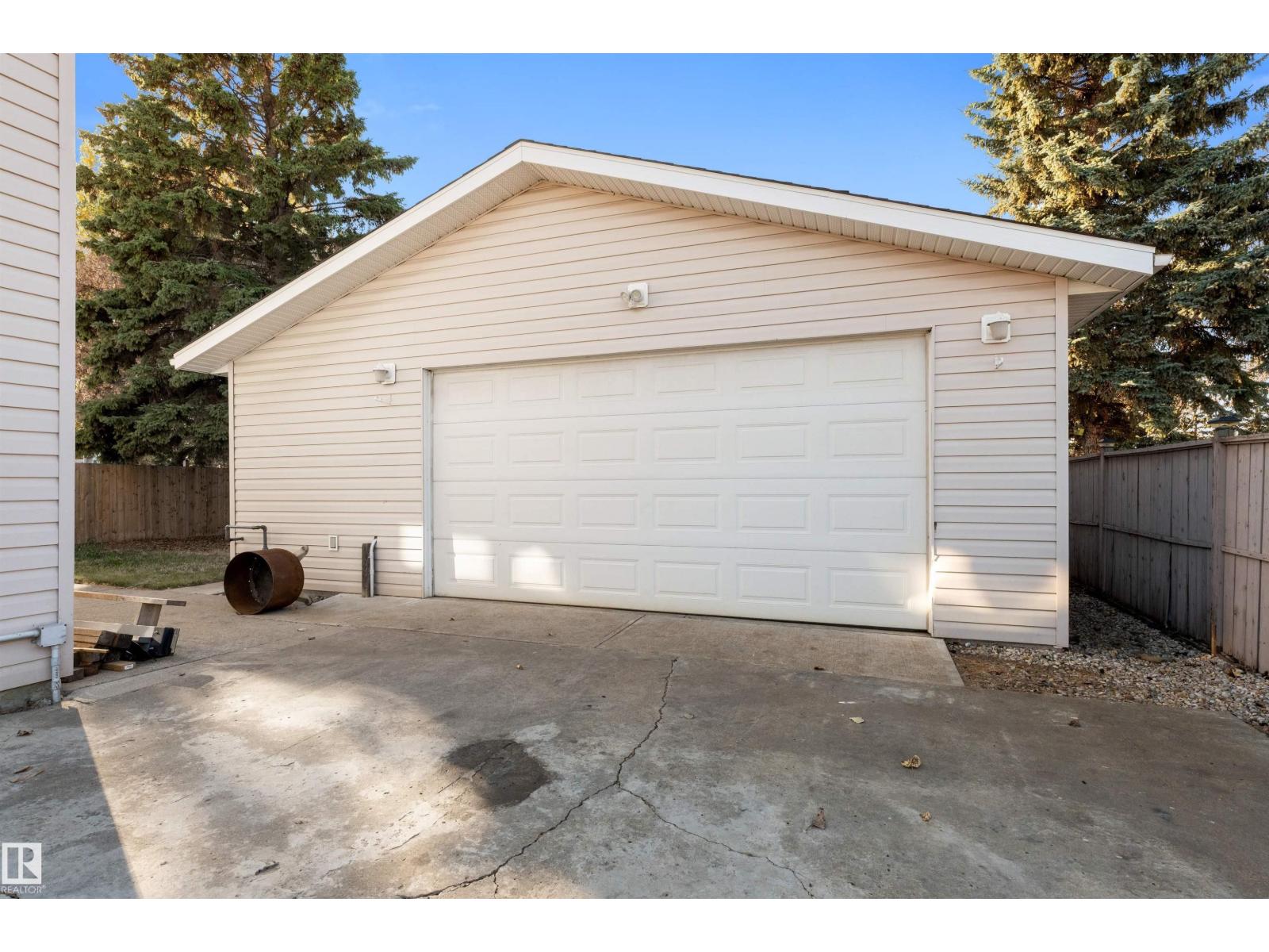 1720 65 ST NW - 42
