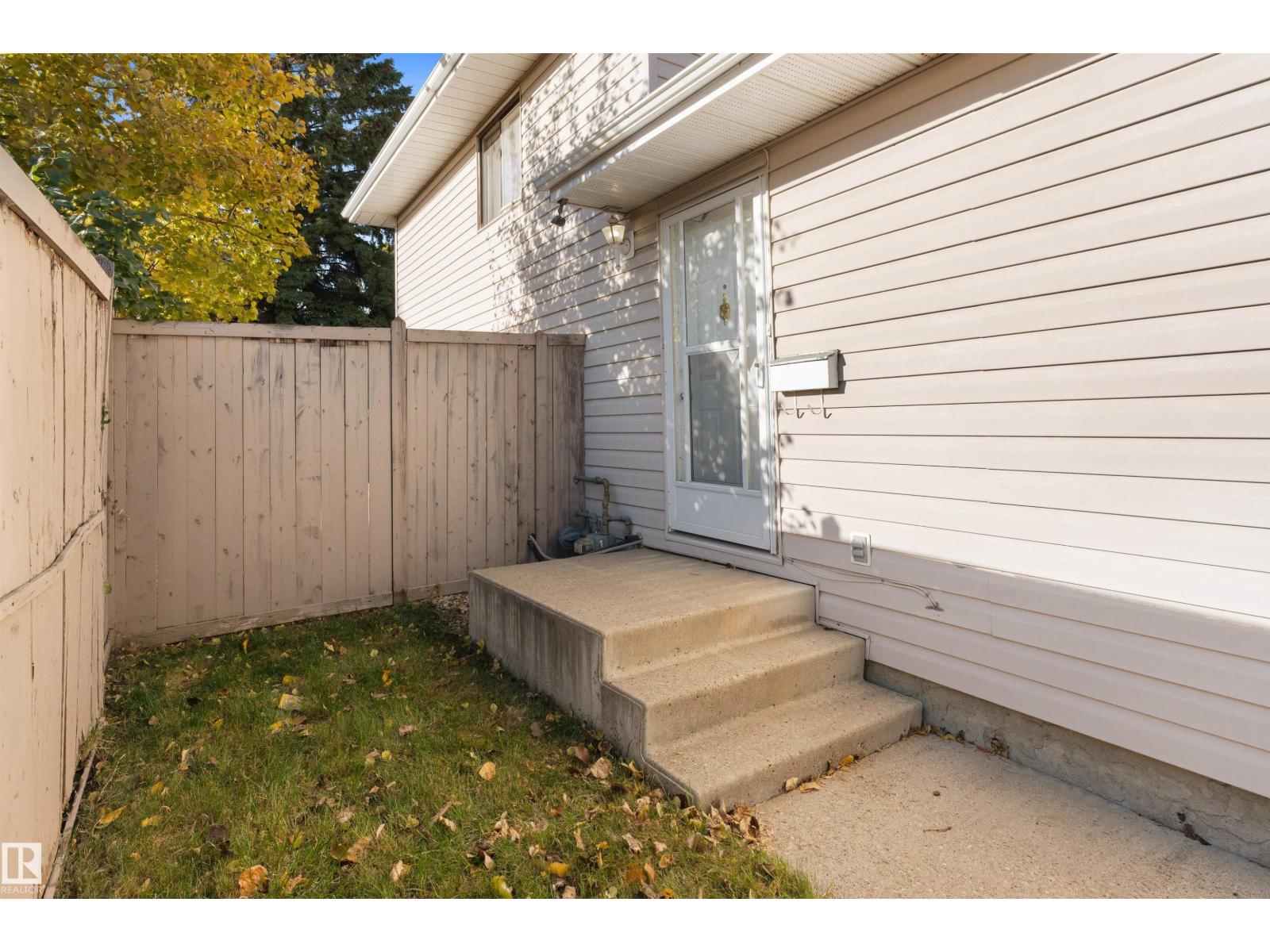 1720 65 ST NW - 43