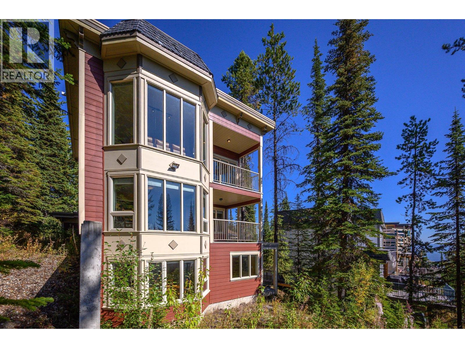 720 Monashee Court, Silver Star - Image 1
