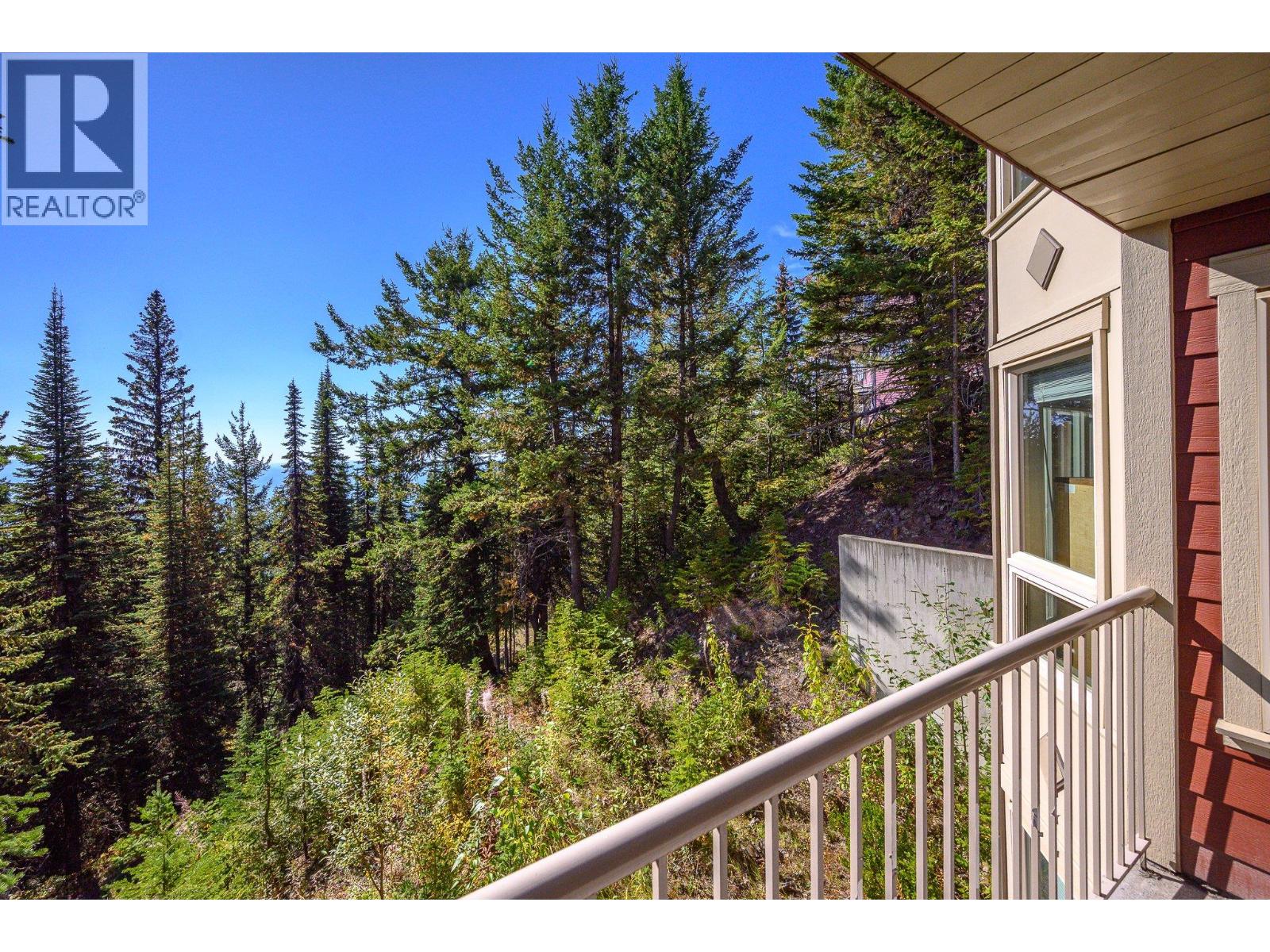 720 Monashee Court, Silver Star - Image 1