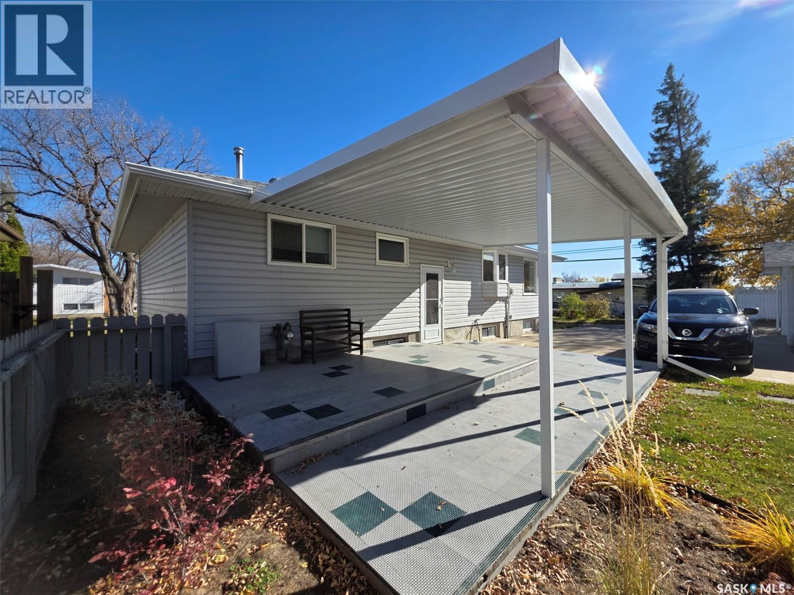 810 11th AVENUE NE, Swift Current — photo 20