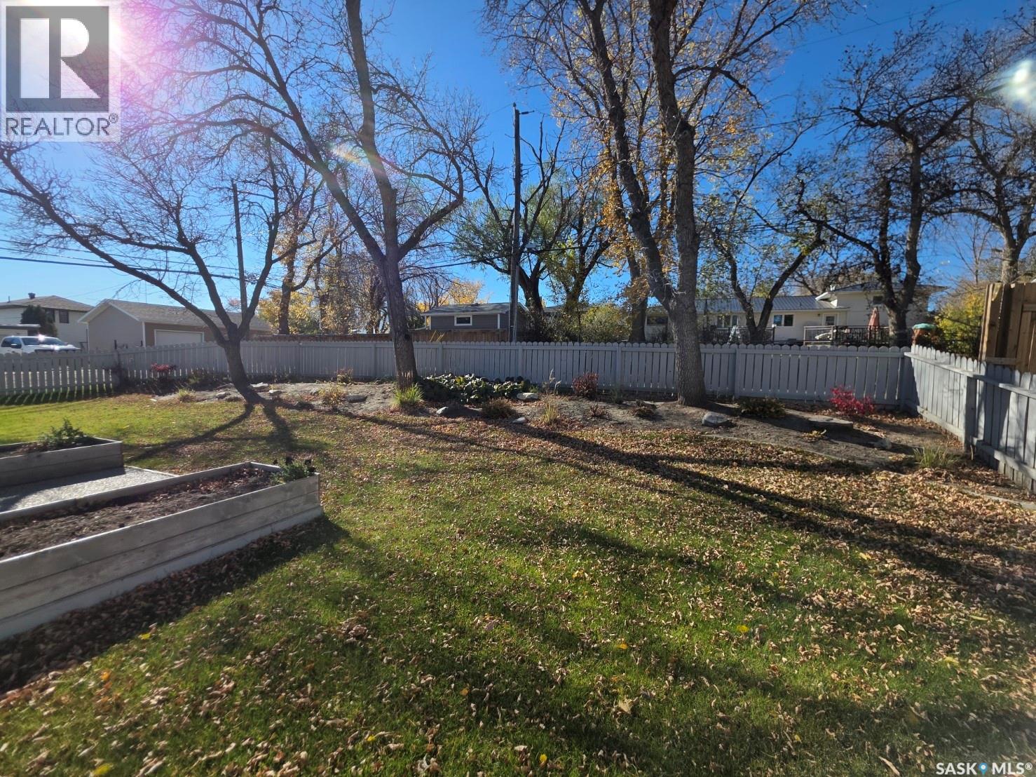 810 11th AVENUE NE, Swift Current — photo 22