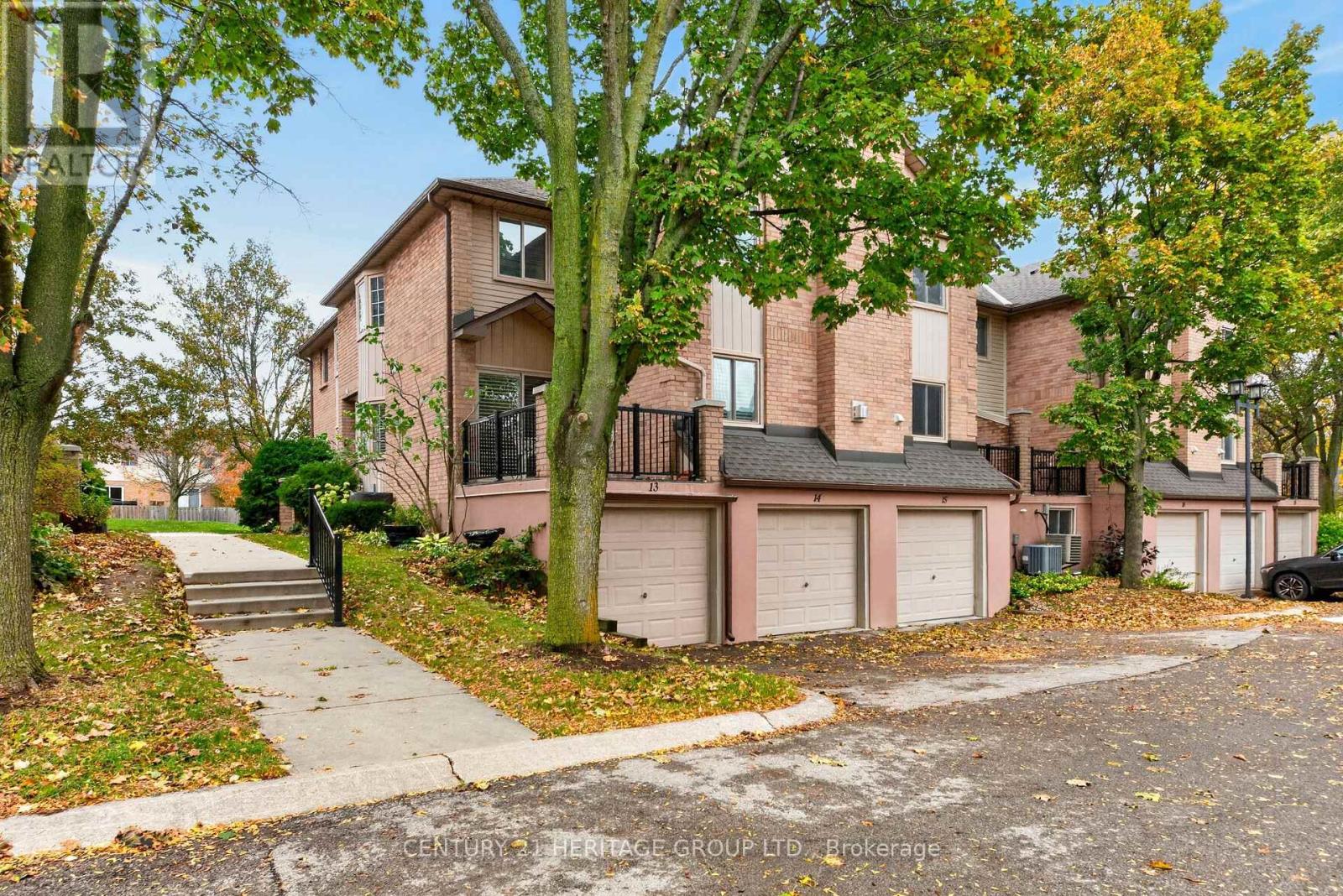 15- 38 Elora Drive, Hamilton, ON photo 4