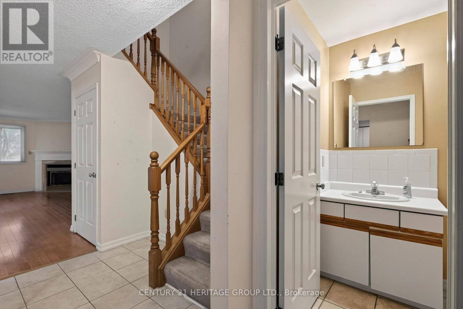 15- 38 Elora Drive, Hamilton, ON photo 7