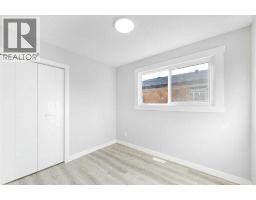3239 Dovercliffe Road Se, Calgary, AB T2B1W1 Photo 13