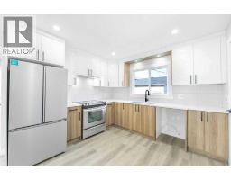 Living room - 3239 Dovercliffe Road Se, Calgary, AB T2B1W1 Photo 7