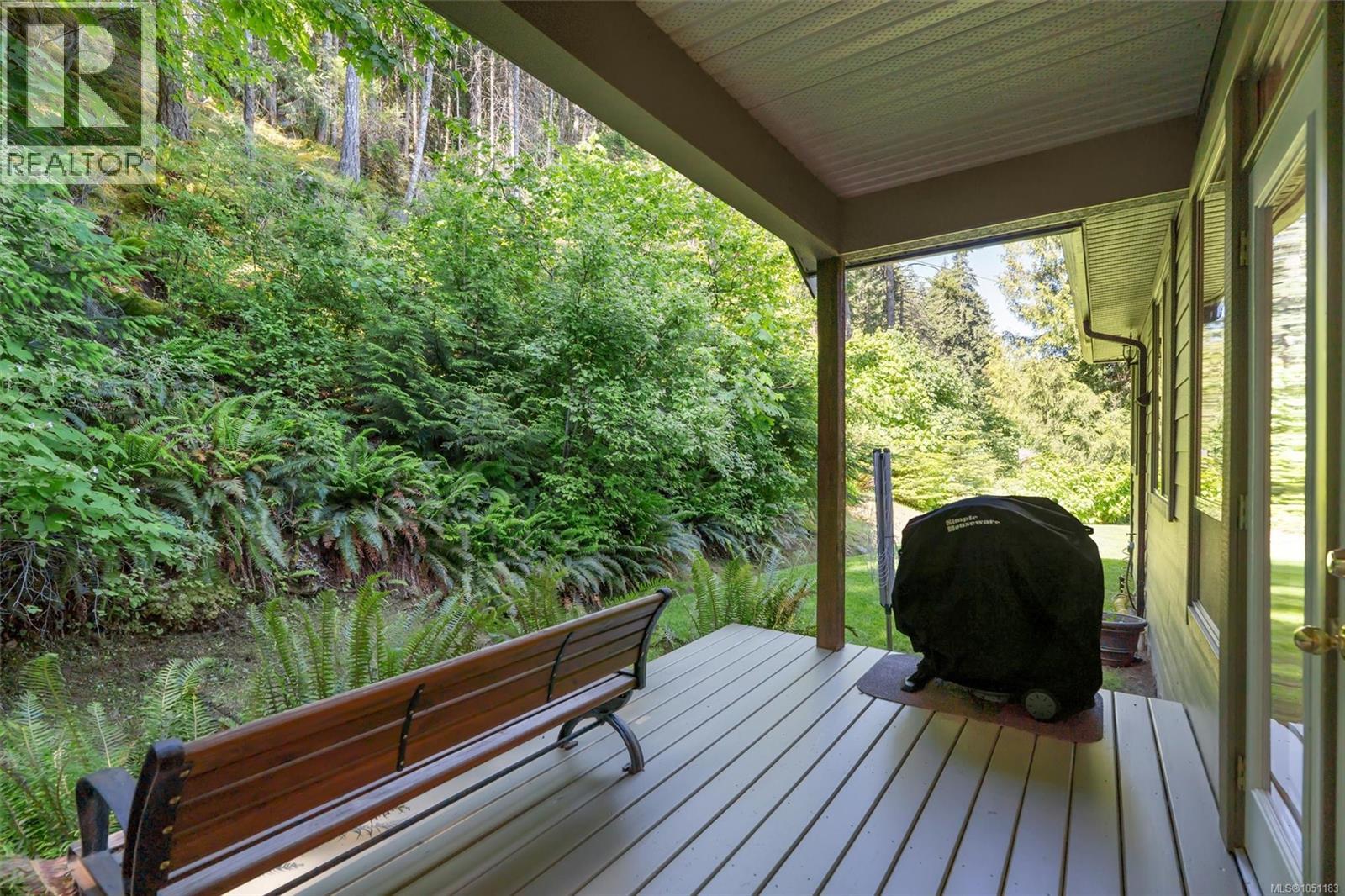  2989 Lakewood Place, Langford