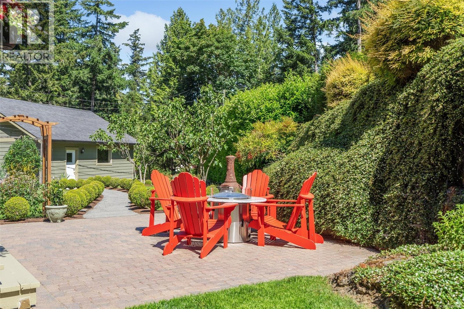 2989 Lakewood Pl - 47