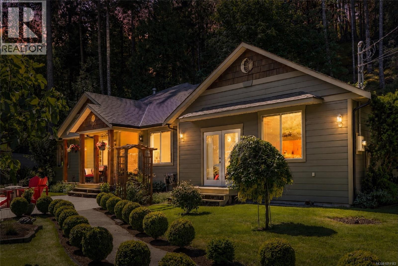  2989 Lakewood Place, Langford