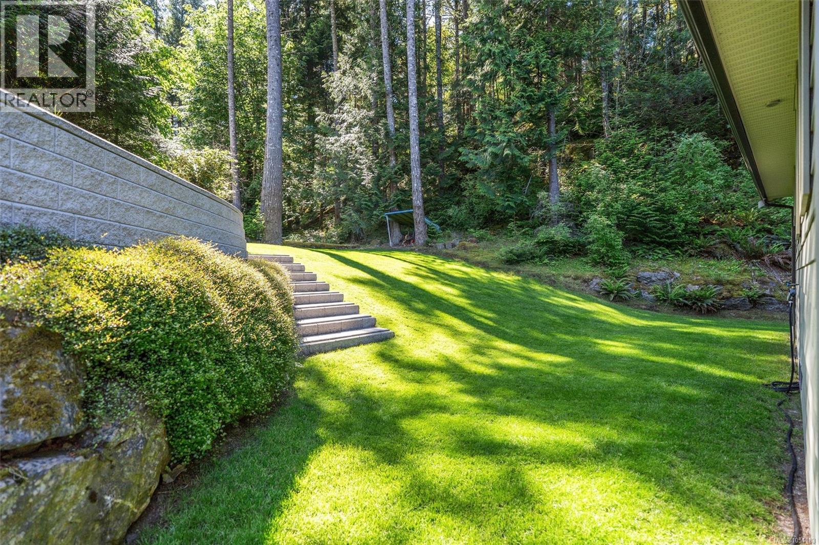  2989 Lakewood Place, Langford