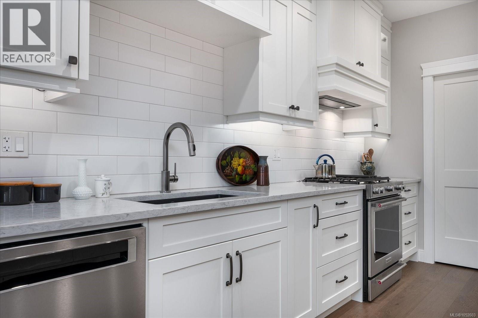 1348 Crown Isle Blvd - 14
